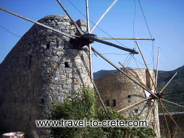 LASITHI WINDMILLS - Windmills in Provolos