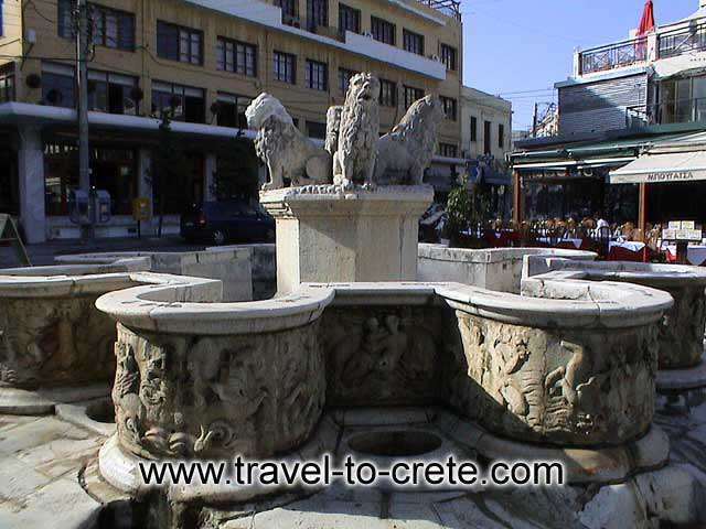 HERAKLION - Morosini's fountain with its four lions 
