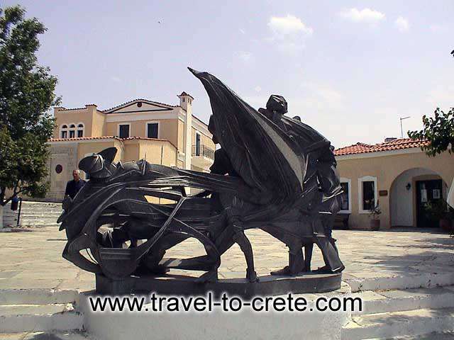 KAZANTZAKIS MUSEUM - Kazantazakis museum was founded to preserve the work and to record the life of the Cretan writer.