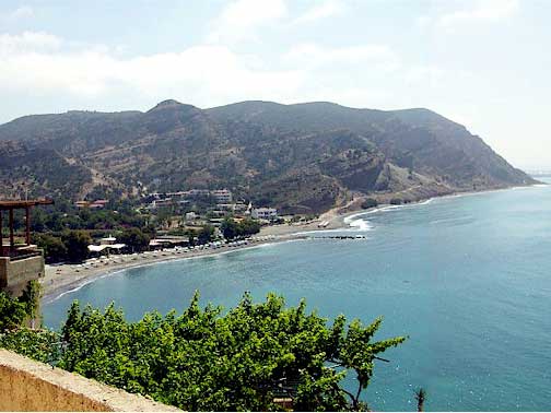 BEACH VIEW - View on Agia Galini beach with the mountains lying behind. If you drive a few minutes from the center of this town you are already in a quite desolate mountain area where you can spot wild goats.