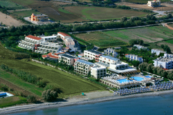 HYDRAMIS PALACE HOTEL BEACH RESORT IN  Dramia Apokoronou - GEORGIOUPOLIS