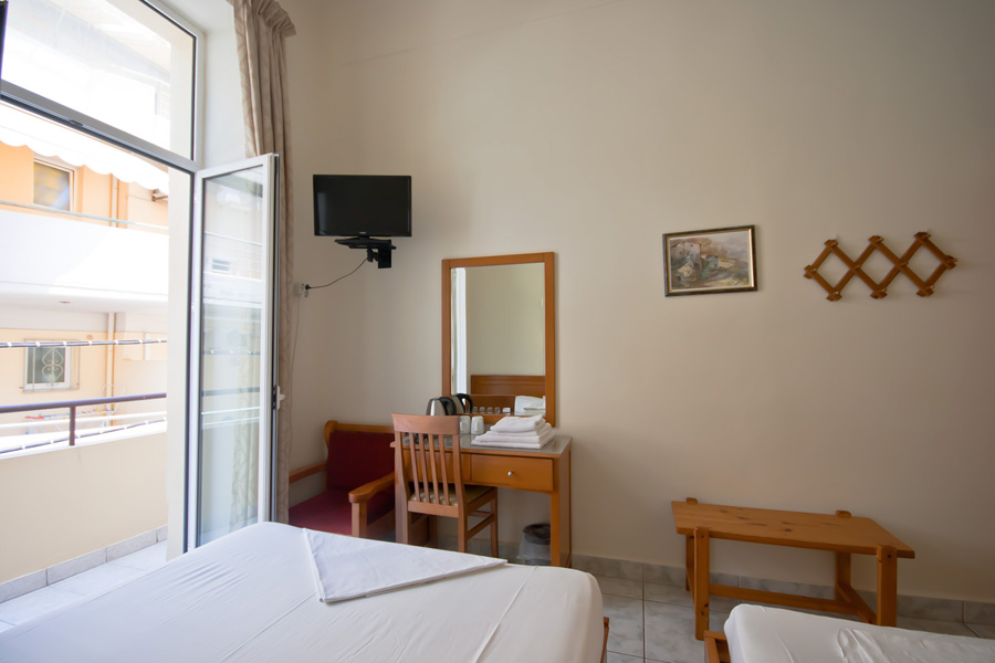 The Room for 4 persons of Hotel Lena CLICK TO ENLARGE