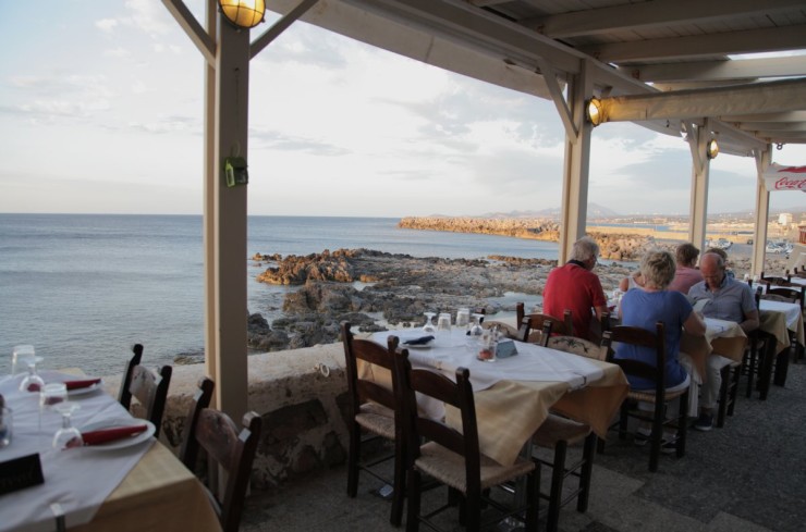 Passas Tavern - restaurant outside view