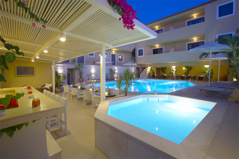 LA STELLA HOTEL APARTMENTS AND SUITES IN  Platanes Rethymnon