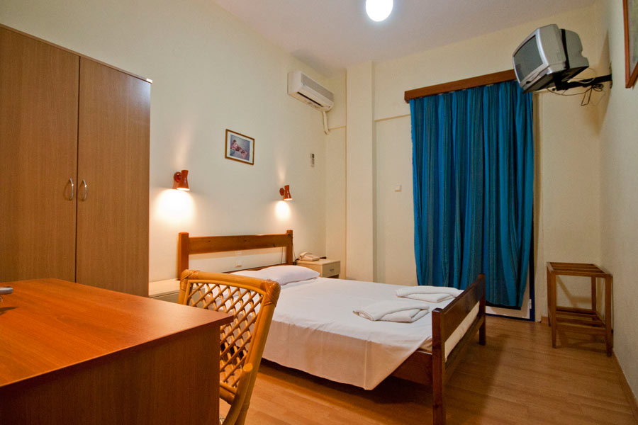 The room of Loukia Hotel - Hania - Crete CLICK TO ENLARGE