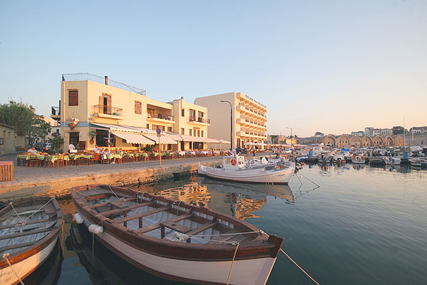 ANTIGONI FISH RESTAURANT - TAVERN IN  Akti Enoseos and Defkalionos Corner   Old Venetian port - Chania