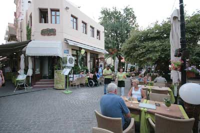 Kentrikon Cafe outside view - Old Town - Hania Crete