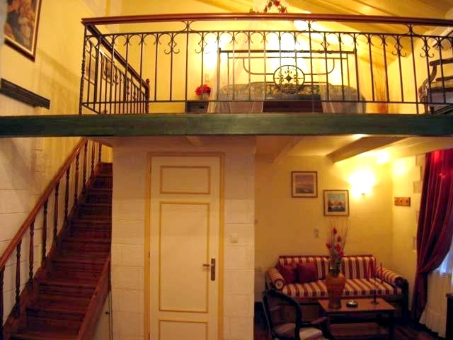 The apartment of casa Leone Hotel - Old Venetian port - Hania - Crete CLICK TO ENLARGE