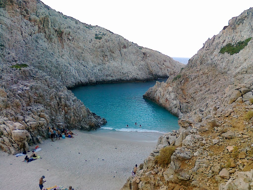 SEITAN LIMANIA (STEFANOU BEACH)